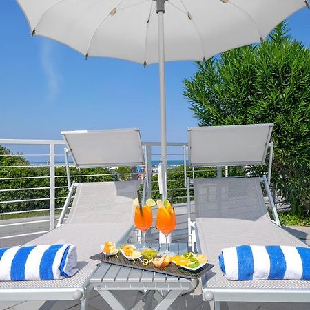 Hotel Baia Flaminia Pesaro Esterno foto